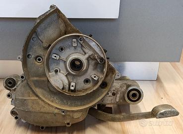 Carter motore Vespa Piaggio Pk 50 v5x1m 992055