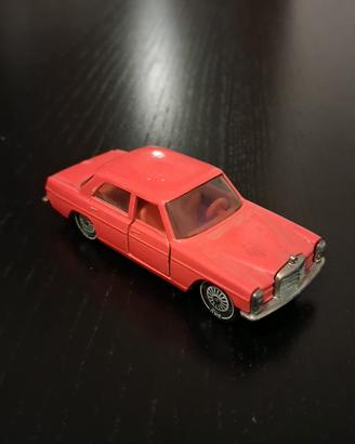 modellino Mercedes