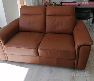 Divano due posti Poltrone e Sofà 