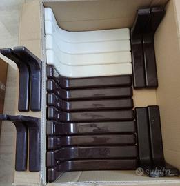 Staffe reggi mensole in metallo, copertura ABS