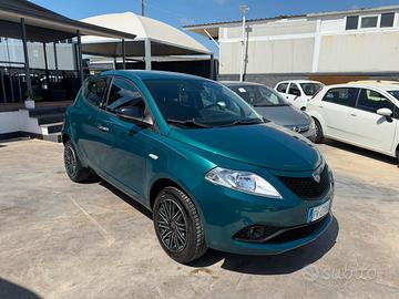 Lancia Ypsilon 0.9 TwinAir 85 CV 5 porte Metano Ec