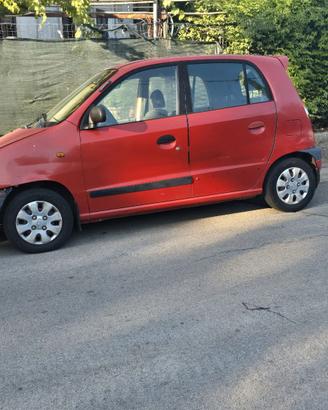 Auto Opel Astra auto Hyundai Atos prime marciati