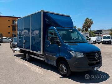 MERCEDES SPRINTER FURG CON SPONDA