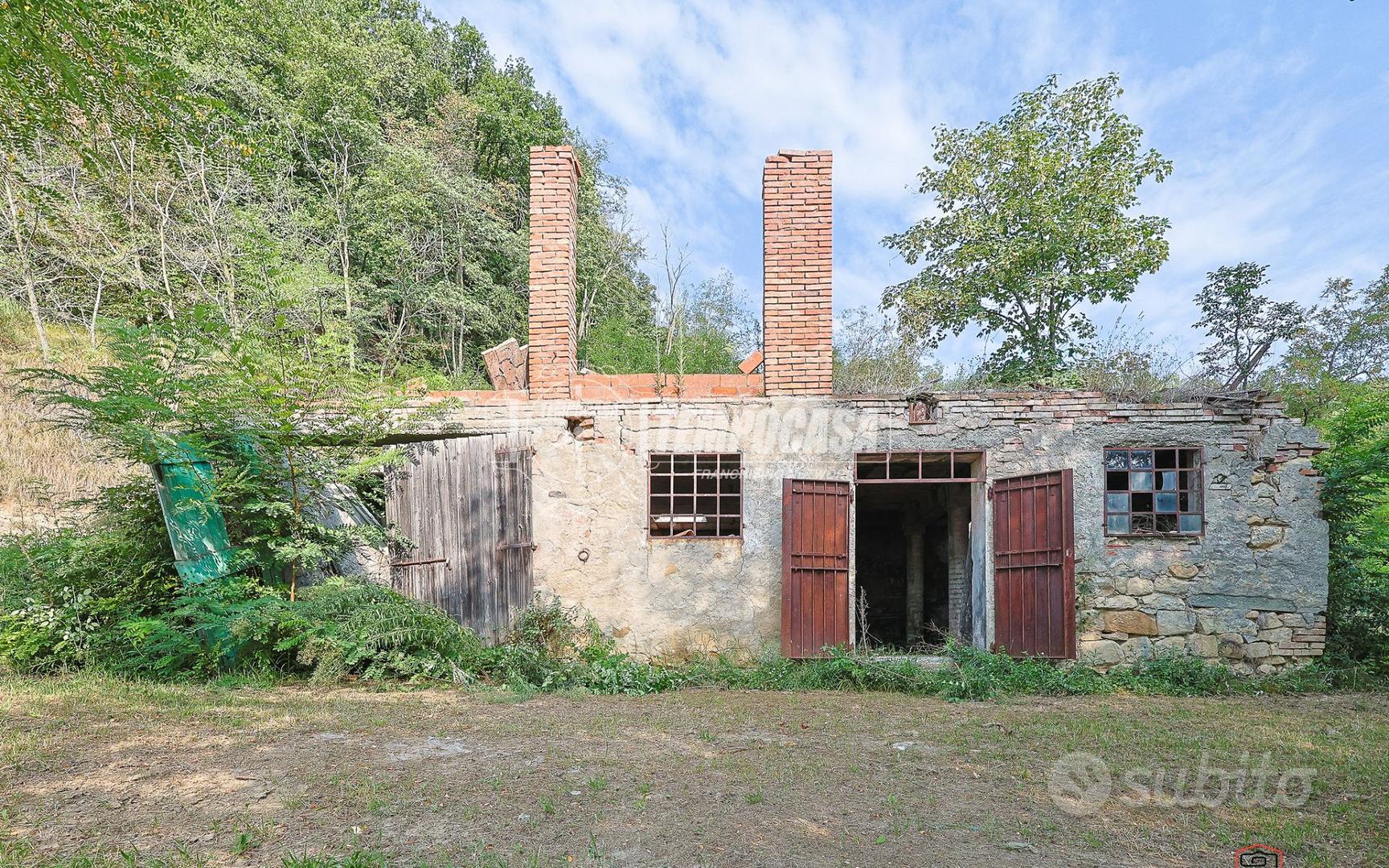 RUSTICO DA RICOSTRUIRE CON 11 ETTARI DI TERRENO - Vista 5