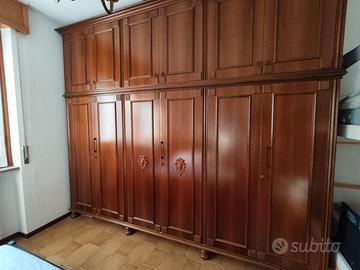 Armadio anni '70 in vero legno