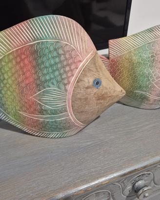 Pesci decorativi in legno