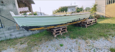 Barca vetroresina 5 MT