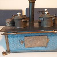 Cucina per bambole inizi '900