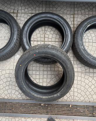 4 Pneumatici BFGoodrich 205/55 R17 95H come nuovi