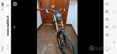 Pivot phoenix carbon downhill dh mtb