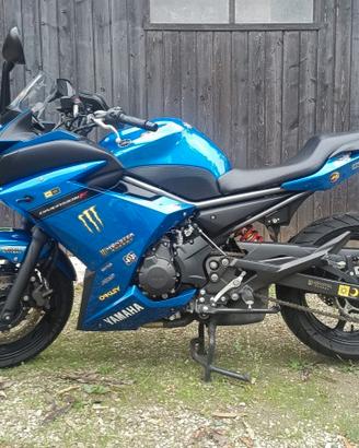 YAMAHA DIVERSION 600 F 10100 KM