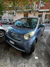 Toyota IQ cambio automatico anche per neopatentati