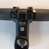 manubrio in carbonio 