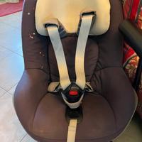 Seggiolino Bebe Confort con base isofix