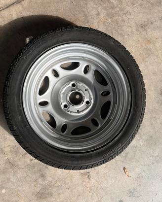 ruota di una smart fortwo