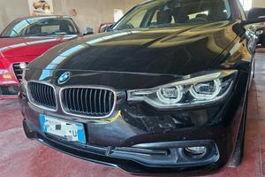 Bmw 318 318d Touring Business con TETTO aut