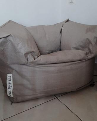Poltrona di Design ESSENT'IAL