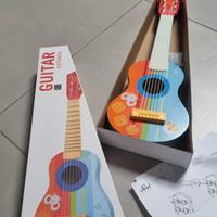 chitarra legno giocattolo Levi