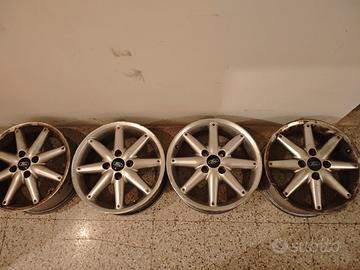 Cerchi in lega da 16 " per Ford Fiesta 