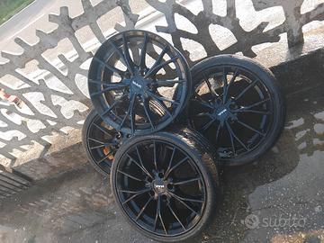 cerchi bmw 18 pollici erano su 335i 