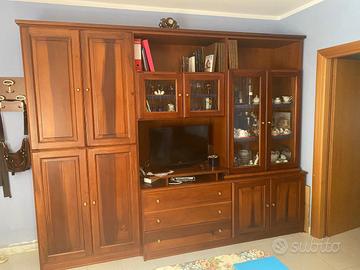 Mobile soggiorno, volendo anche tavolo e sedie