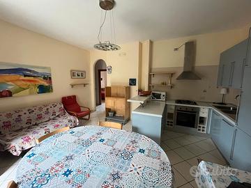 Grazioso appartamento in parco signorile ad Agropo