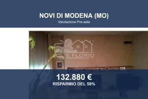 Immobile in asta di 369 m² con box auto a Novi di 