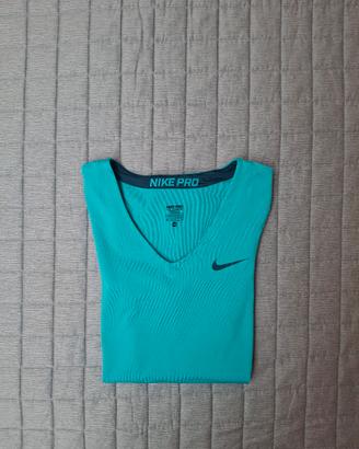 Maglietta per sport della Nike
