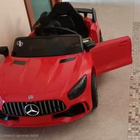 Macchina giocattolo mercedes bambini