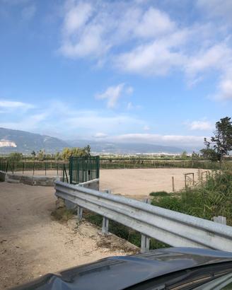 Piazzale in zona Aeroporto Lamezia Terme