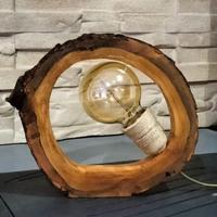 Lampade fatte a mano in legno