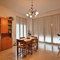 Appartamento a Putignano, 4 locali