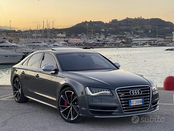 AUDI S8 4.0 TFSI 670cv FULL EX LONG ACC. PERMUTE