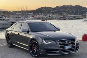 AUDI S8 4.0 TFSI 670cv FULL EX LONG ACC. PERMUTE