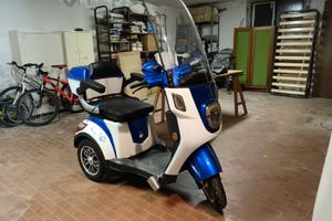 SCOOTER ELETTRICO UFO COLIBRI'
