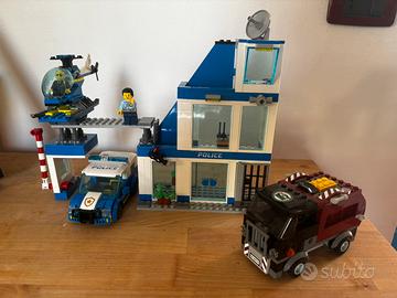 LEGO misti, set completi e pezzi vari