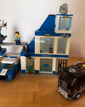 LEGO misti, set completi e pezzi vari