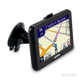 Navigatore Garmin nüvi 50 accessoriato