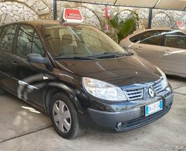 Renault Scenic Scénic 1.9 dCi/130CV Luxe