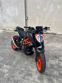 KTM Duke 125 2021