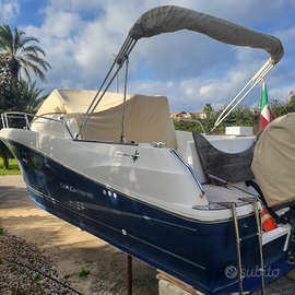 Jeanneau cap camarat 8.5