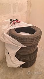 4 gomme estive Pirelli 205/65/16 92H