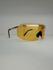 Occhiali avvolgenti modello maschera versa..ce
