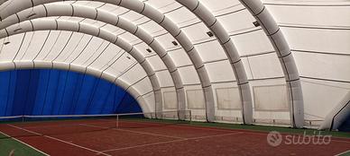 copertura gonfiabile per tennis e calcetto