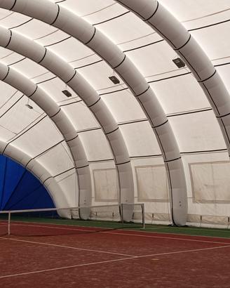 copertura gonfiabile per tennis e calcetto