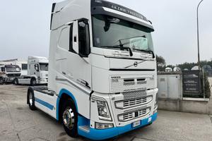 Trattore stradale Volvo FH500 - 2019
