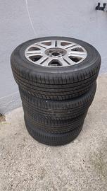 4 Gomme Auto 195/60 R15 – NUOVE