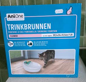 Fontanella per gatti come nuova