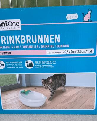 Fontanella per gatti come nuova