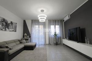 Ampio trilocale con tripla esposizione